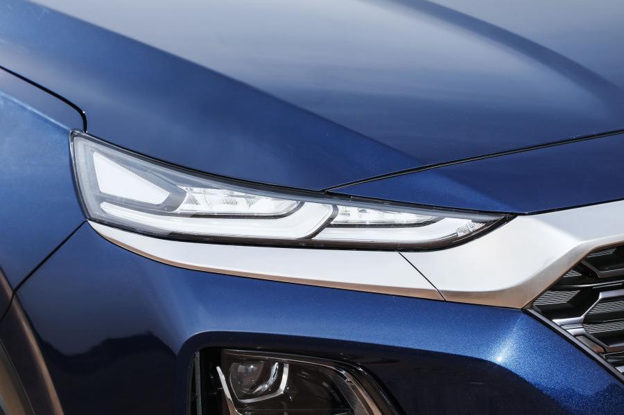 Детали экстерьера Hyundai Santa Fe 2018 года  (KR) (фото 49 из 56)